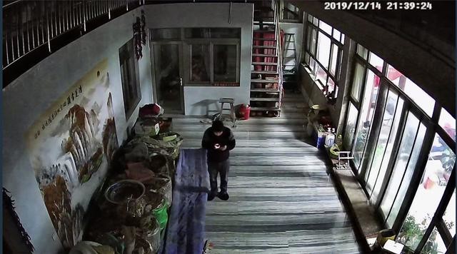 360智能摄像机红色警戒使用半年后,标准版上市再买再体验