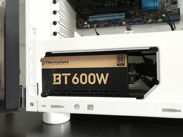 铜牌电源BT 600W,清理机箱的小能手