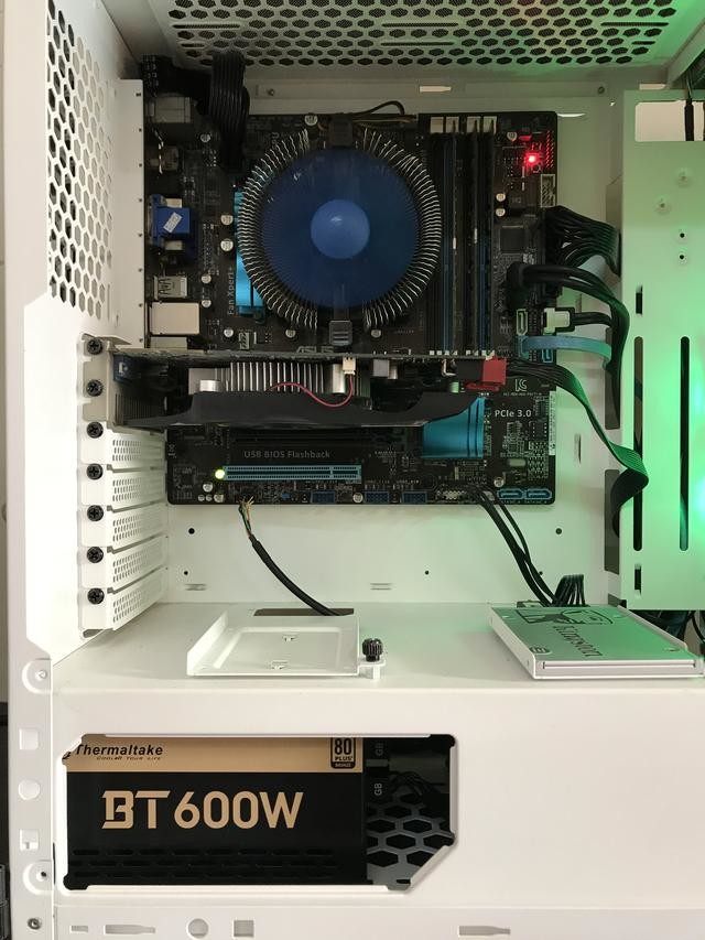 铜牌电源BT 600W,清理机箱的小能手