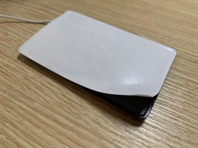 Baseus充电板:小巧轻薄好用