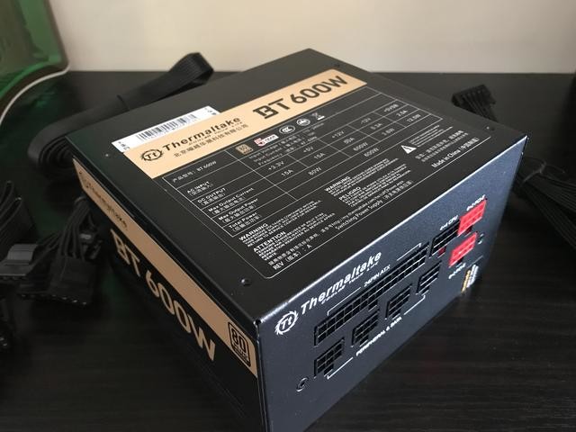 铜牌电源BT 600W,清理机箱的小能手