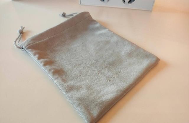 好用与否?抱着试水的心态入手坚果颈挂式蓝牙耳机