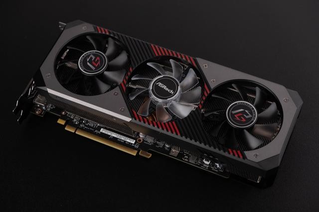 Radeon RX 5700XT Phantom Gaming D 8G OC拆解评测