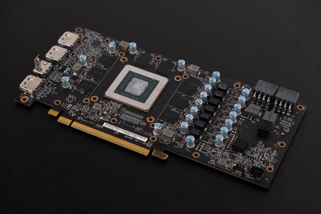 Radeon RX 5700XT Phantom Gaming D 8G OC拆解评测