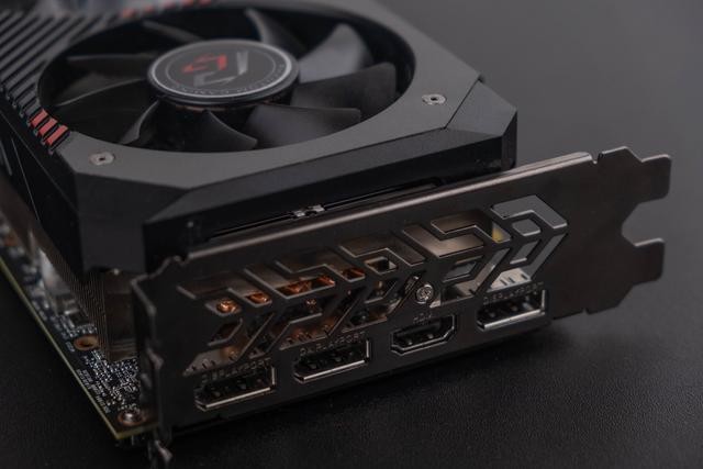 Radeon RX 5700XT Phantom Gaming D 8G OC拆解评测
