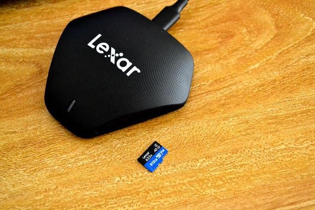 高速内存卡为啥跑不到满速?读取312MB/S的雷克沙读卡器了解一下