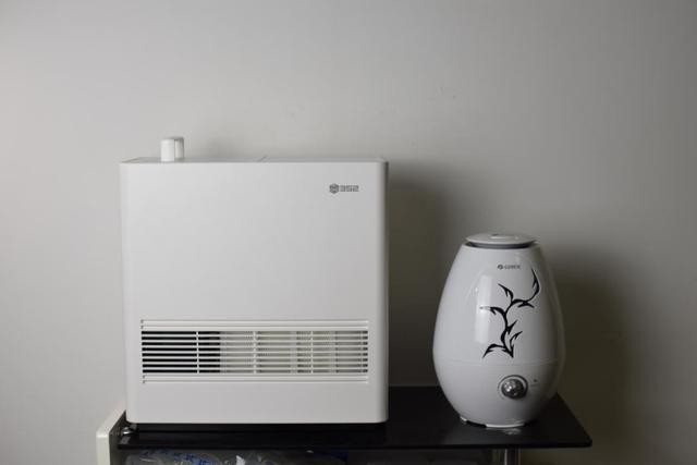 352自然蒸发加湿器和喷雾加湿器对比评测,哪种更健康?