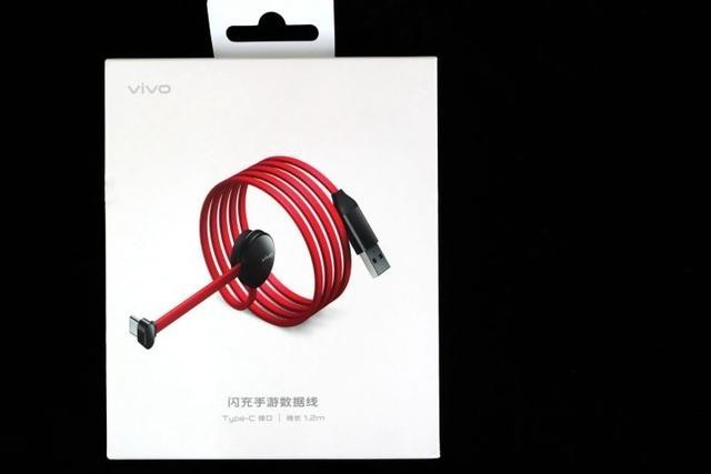 游戏不挡手,快充更方便:vivo闪充手游数据线体验