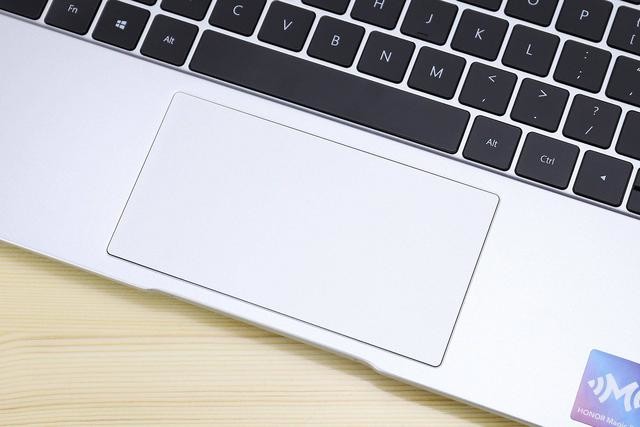 荣耀MagicBook 14体验:再升级!更薄、更强、更长