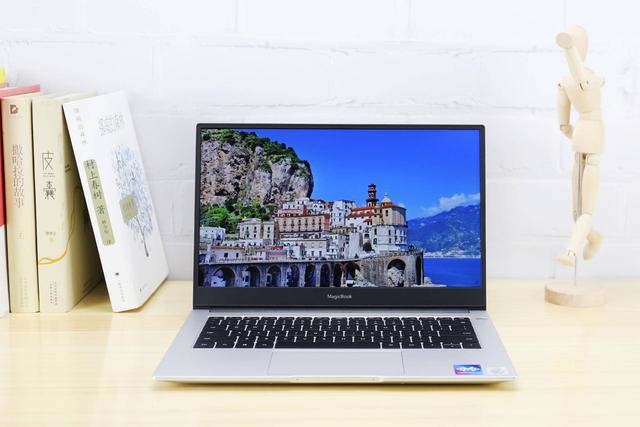 荣耀MagicBook 14体验:再升级!更薄、更强、更长