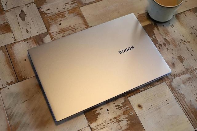 荣耀MagicBook 14体验:再升级!更薄、更强、更长