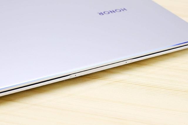 荣耀MagicBook 14体验:再升级!更薄、更强、更长