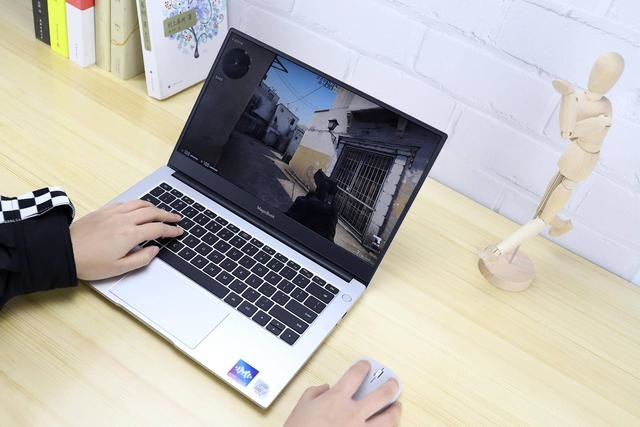 荣耀MagicBook 14体验:再升级!更薄、更强、更长