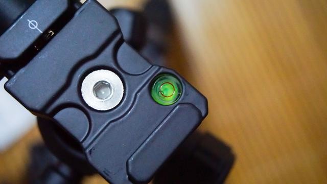 摄影必备品 - 百诺IT19三角架