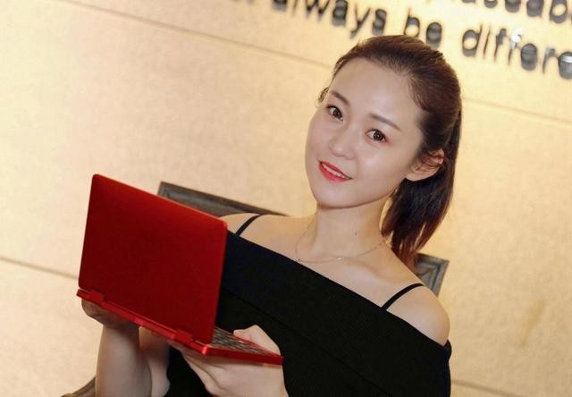 能装进口袋里的第十代i7本什么体验?壹号本锦鲤限量版