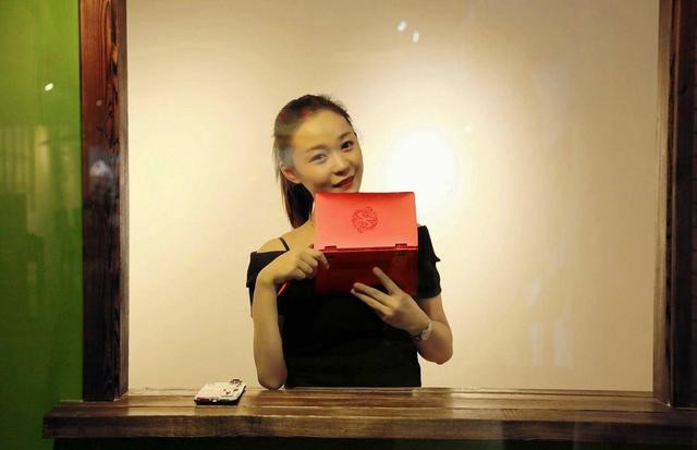 能装进口袋里的第十代i7本什么体验?壹号本锦鲤限量版