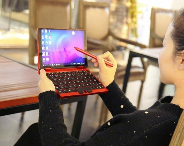 能装进口袋里的第十代i7本什么体验?壹号本锦鲤限量版