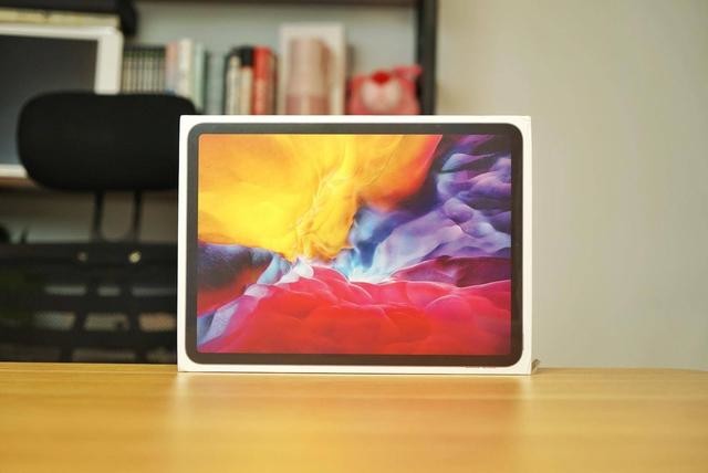 PDD买的新款iPad Pro上手:能否成为你的下一台电脑?