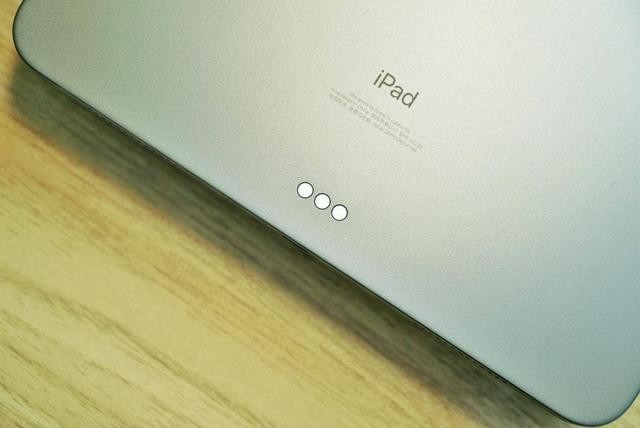 PDD买的新款iPad Pro上手:能否成为你的下一台电脑?