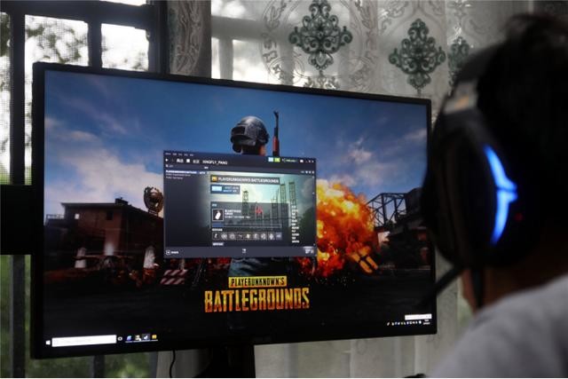 i7-6700K+360水冷还有双侧透机箱,这套性价比吃鸡配置种草给你