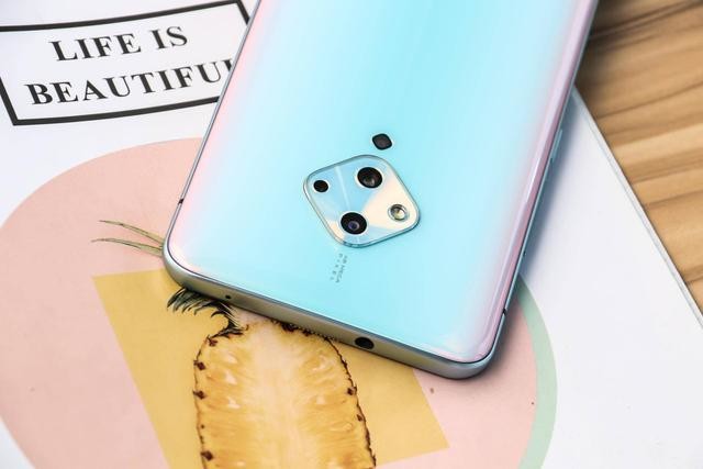 vivo s5美好换新计划启动!旧手机至高能抵3百