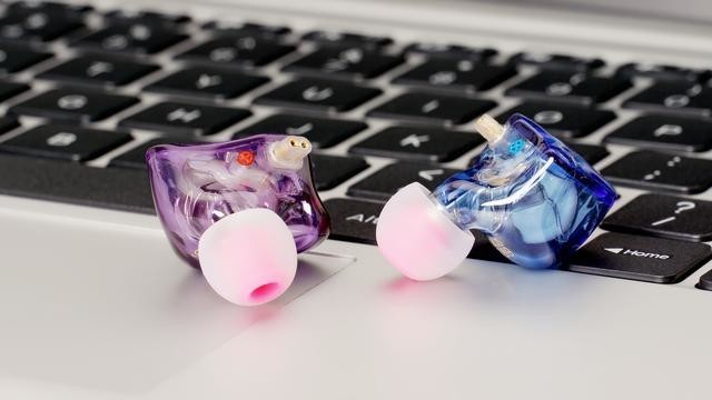 QDC天王星圈铁耳机体验:萌新HiFi入门盲狙首选