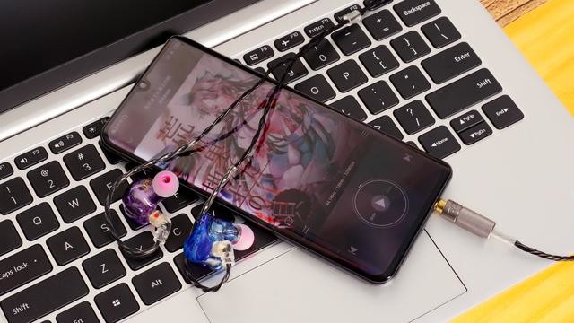QDC天王星圈铁耳机体验:萌新HiFi入门盲狙首选