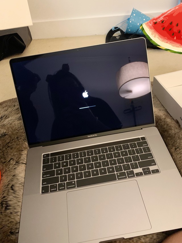 macbookpro16到啦大屏真好啊