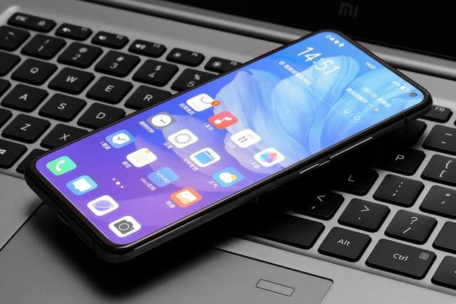 蔡徐坤加持?vivo S5微体验,5重超质感美颜方案杠杠的