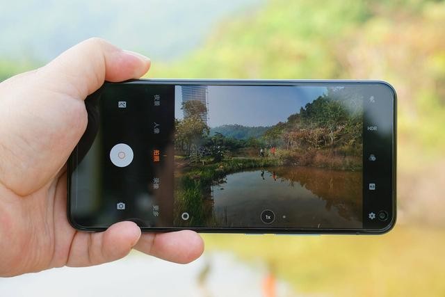 蔡徐坤加持?vivo S5微体验,5重超质感美颜方案杠杠的