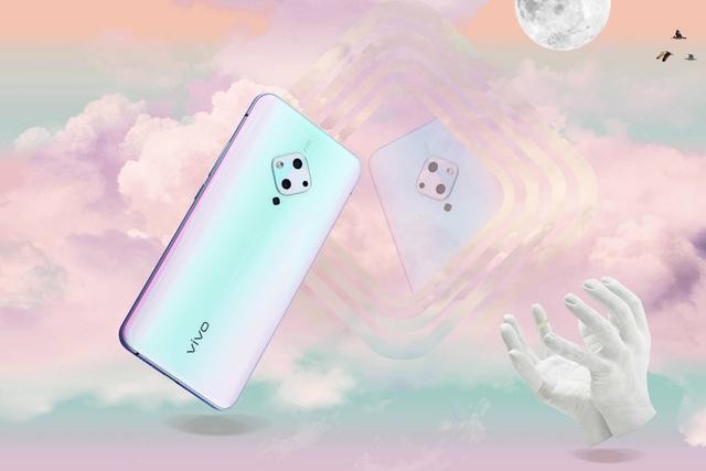 又一个“双冠王”诞生!线上线下齐爆发,这就是vivo S5的实力