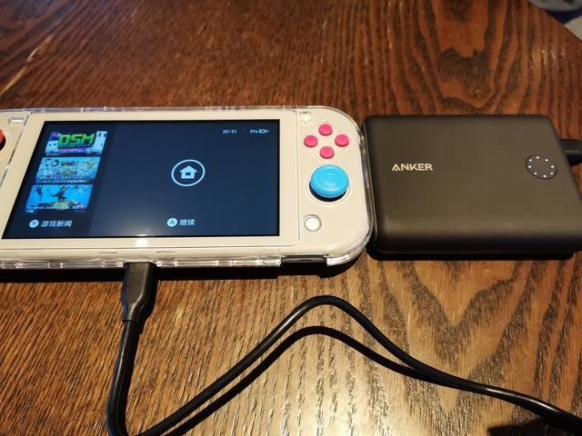 Anker 任天堂定制移动电源:拯救Switch,让它时刻满电安全出行