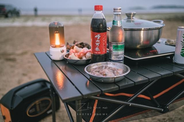 用38元十只鲍鱼实测:这款能涮火锅的户外电源挺香