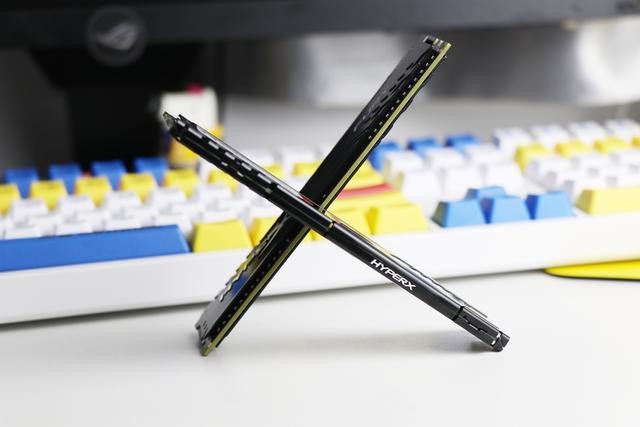 纯小白向:AMD平台内存超频教程,附金士顿FuryDDR4 3200超频实战