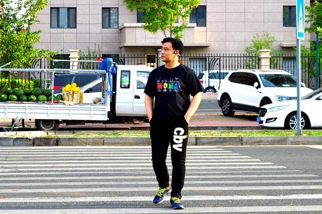 入耳式、颈挂式,哪种耳机更适合运动?南卡Runner CC II骨传导耳机