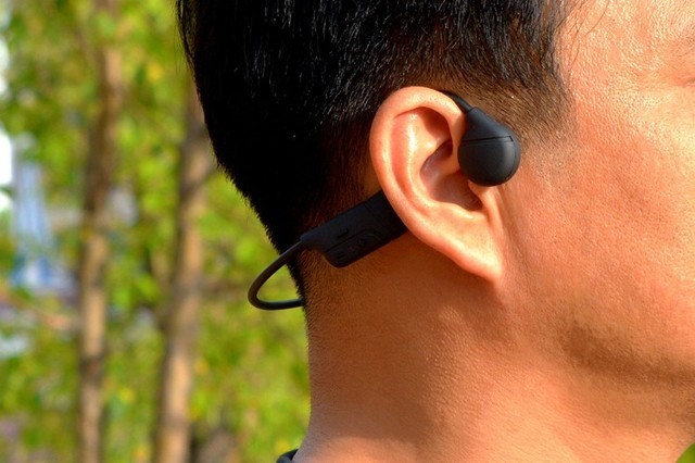 入耳式、颈挂式,哪种耳机更适合运动?南卡Runner CC II骨传导耳机