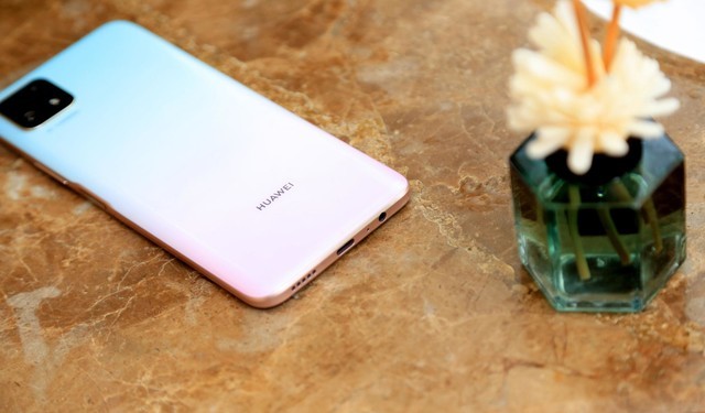 5g时代国民机华为畅享205g图赏