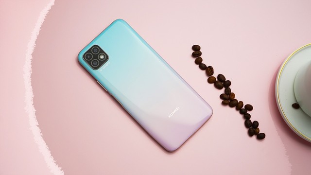 华为畅享20图赏:樱雪晴空 5k mah,有颜有料