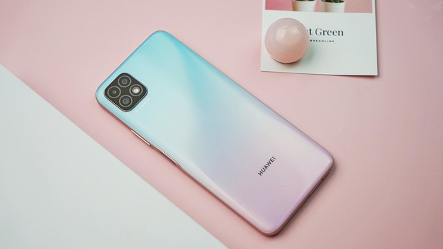 华为畅享20图赏:樱雪晴空 5k mah,有颜有料