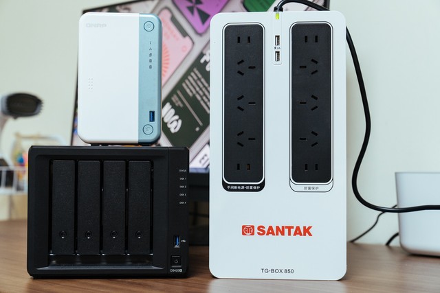 有了NAS存储后,山特TG-BOX850 UPS守护数据安全