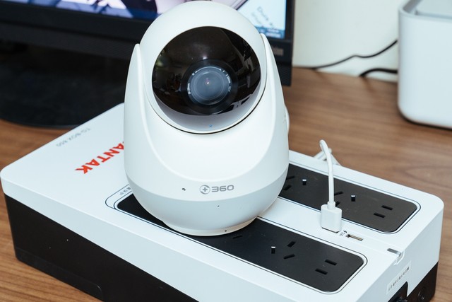 有了NAS存储后,山特TG-BOX850 UPS守护数据安全
