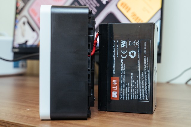 有了NAS存储后,山特TG-BOX850 UPS守护数据安全