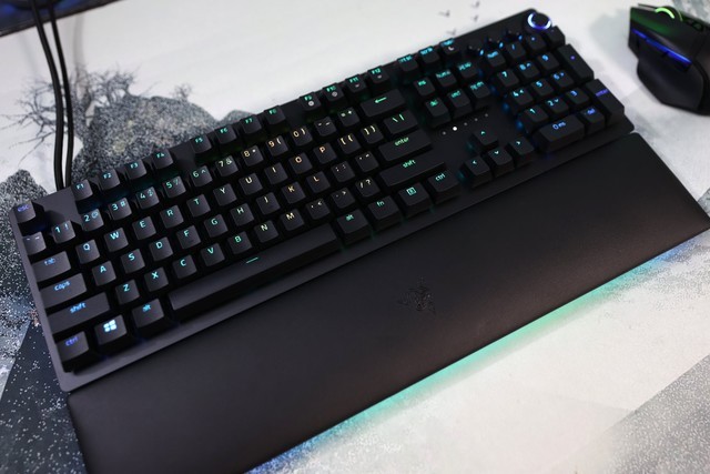 雷蛇猎魂光蛛v2图赏