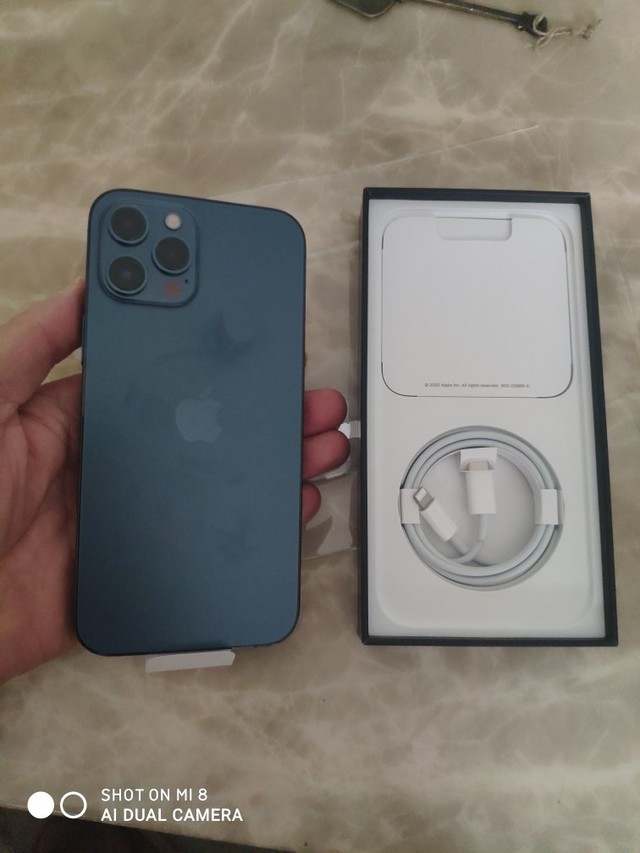 经典外观iphone12promax给人怀旧感