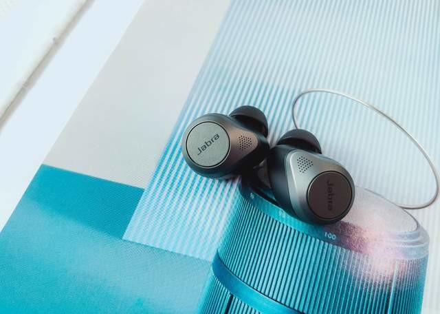 听不到飞机的引擎声捷波朗elite85t耳机评测