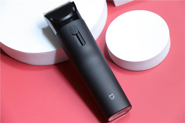 小米新品理发器上市,钛合金刀头+三配梳,仅需149元