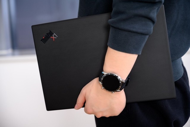 ThinkPad X1 Carbon 2020体验:轻量高效