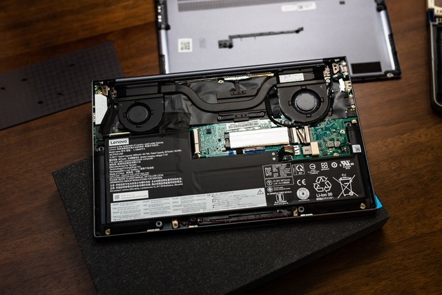 伪装成轻薄本的跑分机器:联想yoga14s