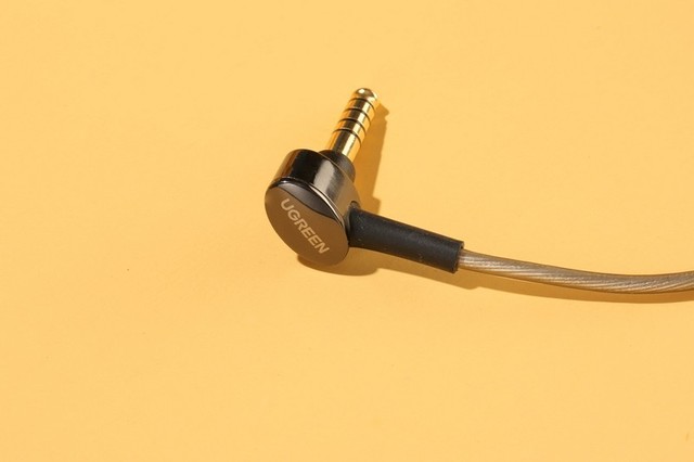 HIFI党如何挑选到合适的那根平衡线?看清这3点很重要