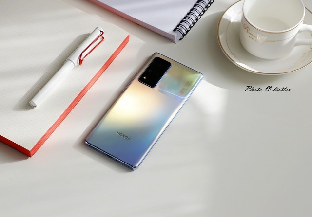 来看看荣耀v40的实拍图样张